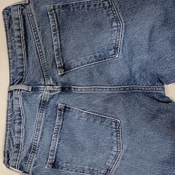 Women's Old Navy Sky-Hi Wide Leg Jeans, Washed Blue, Size 6 Petite, Pre-Owned - Picture 6 of 10